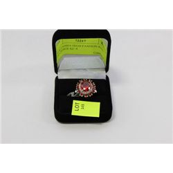 NEW LADIES HIGH FASHION RING ON CHOICE SZ: 9