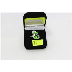 NEW LADIES HIGH FASHION RING ON CHOICE SZ:7