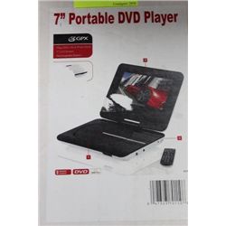 GPX PORTABLE DVD PLAYER 7"