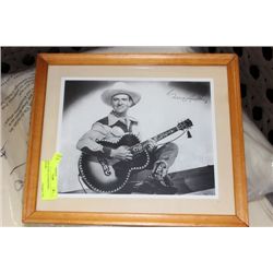 GENE AUTRY AUTOGRAPHED PICTURE