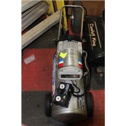 CAMPBELL HAUSFELD COMPRESSOR W/TANK