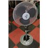Image 1 : WINDCHASER ADJUSTABLE FLOOR FAN W REMOTE