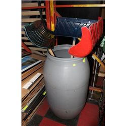 PLASTIC BARREL W SNOWSHOVELS