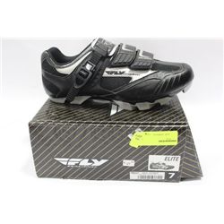 PAIR OF FLY RACING BIKING SHOES ON CHOICE: SIZE 7