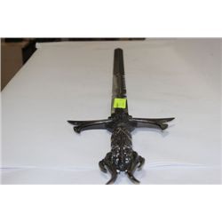 DECORATIVE SWORD ON CHOICE: METAL HANDLED