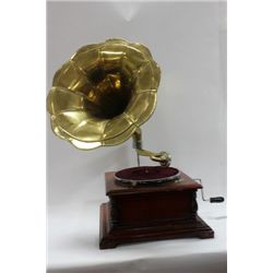 VINTAGE GRAMOPHONE (MASTER VOICE & EXTRA NEEDLES)