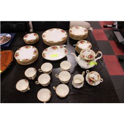 ESTATE OLD COUNTRY ROSES ROYAL ALBERT 1962