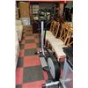 Image 1 : INFINITI EUROSPORT ELLIPTICAL TRAINER