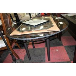 GLASSTOP METAL BASED TABLE
