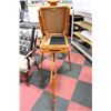 Image 1 : ART EASEL