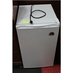 IGLOO FRIDGE/FREEZER (WORKING)