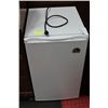 Image 1 : IGLOO FRIDGE/FREEZER (WORKING)
