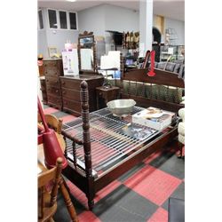 ESTATE WOOD TWIST DESIGN VINTAGE DBL SIZE BEDROOM