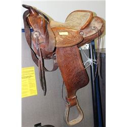 VINTAGE LEATHER WESTERN SADDLE