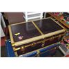 Image 1 : MEDIUM VINTAGE STORAGE TRUNK