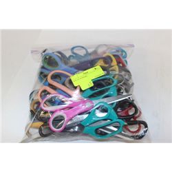 BAG OF SCISSORS