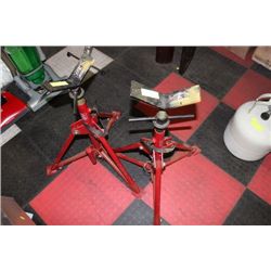 PAIR OF HEAVY DUTY PIPE STANDS