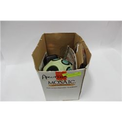 2 BOXES OF ESTATE GLASSWARE