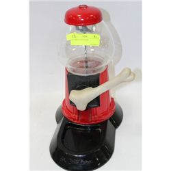 PET TREAT DISPENSER