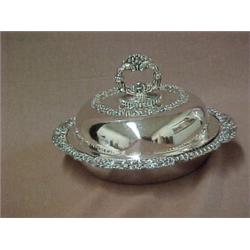 Sheffield round covered entree dish with lid, floral and gadroon border decoration, C. 1820 Es...