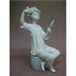 Lladro figurine LNo1081, "Girl with Brush", 8 1/2" high, open issue, retired, issue year 1969, la...