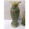 Image 2 : 2 Marble Vases