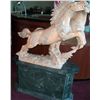 Image 4 : EXQUISITE RUNNING STALLIONS HAND CARVED MARBLE SCULPTURE (38T X 44L X 18W) ON GREEN MARBLE PLINTH