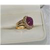 Image 2 : EXQUISITE 18K GOLD RUBY & DIAMOND LADIES RING.  APPX. 7CT NATURAL RUBY W/ 1.8 CT VS DIAMONDS