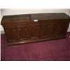 Image 1 : NICE WOOD SIDEBOARD