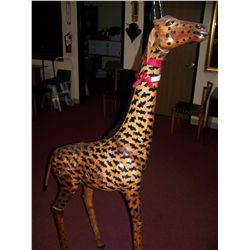 UNIQUE CUSTOM MADE 6 FT TALL GIRAFFE HAND PAINTED PAPER MACHE STATUE