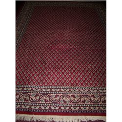 GORGEOUS HAND WOVEN BURGANDY AREA RUG 133 X95