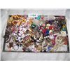 Image 2 : UNINSPECTED TRAY OF COSTUME & FASHION JEWELRY, SOME VINTAGE
