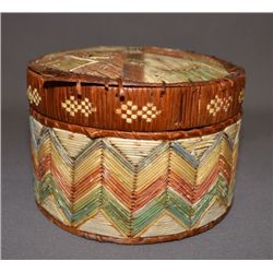 EASTERN INDIAN QUILLED BOX