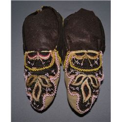 EASTERN INDIAN MOCCASINS