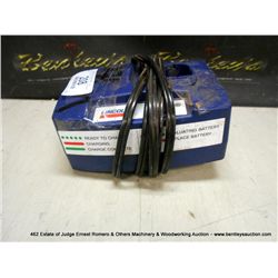 LINCOLN 1220 1 HR BATTERY CHARGER