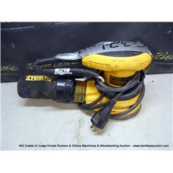 DEWALT D26451 / RANDOM ORBIT HAND SANDER