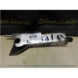 LOT: CHISELS, 4X THE MONEY