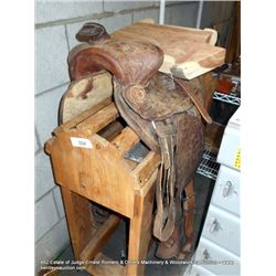 HORSE SADDLE WITH STAND