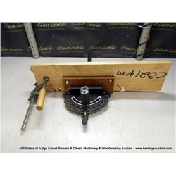 TABLE SAW GUIDE