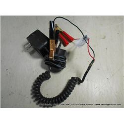 CHICAGO BATTERY FLOAT CHARGER 12 VOLT