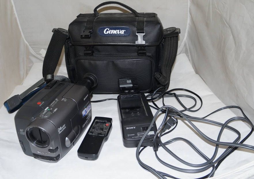 Sony Handycam & Bag With Accessories AC/DC Power Cord, battery