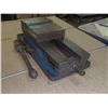 Image 2 : Kurt D675 Anglock Mill Vise