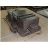 Image 2 : Kurt D675 Anglock Mill Vise