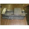 Image 3 : Kurt D675 Machine Vise