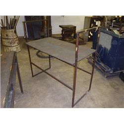 2 Shelf Rack