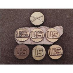 7 WWII U/S/ AND INFANTRY COLLAR BRASS