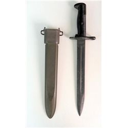 US WWII M1 BAYONET-W/M7 SCABBARD-ONEIDA 1943