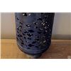 Image 8 : C.1900 Antique Chinese Cut and Engraved Dragon Lamp