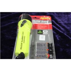 NEW PELICAN STEALTHLITE 2400 FLASHLIGHT