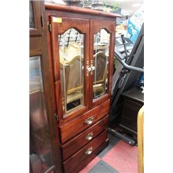 PINE MIRRORED CABINET